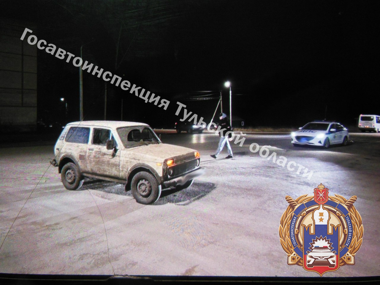 9 декабря в 17:45 на 8 - ом километре автодороги «Тула-Щекино» Тульской области, молодой человек 2003 года рождения, управляя автомобилем «ВАЗ 21074», совершил наезд на пешехода – женщину 1938 года рождения, которая, по... 9 декабря в 17:45 на 8 - ом километре автодороги «Тула-Щекино» Тульской области, молодой человек 2003 года рождения, управляя автомобилем «ВАЗ 21074», совершил наезд на пешехода – женщину 1938 года рождения, которая, по...