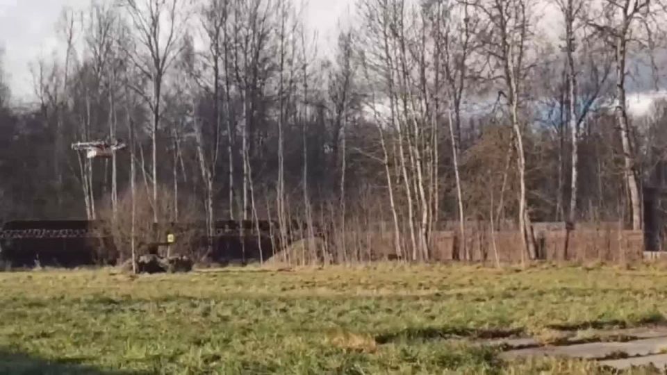 ������ ����������: 1. ��������� ����� ������ �� ���������� �������� ������������� ������ � ������� ����� � ������ ����� - ������� ��������������� � ���������