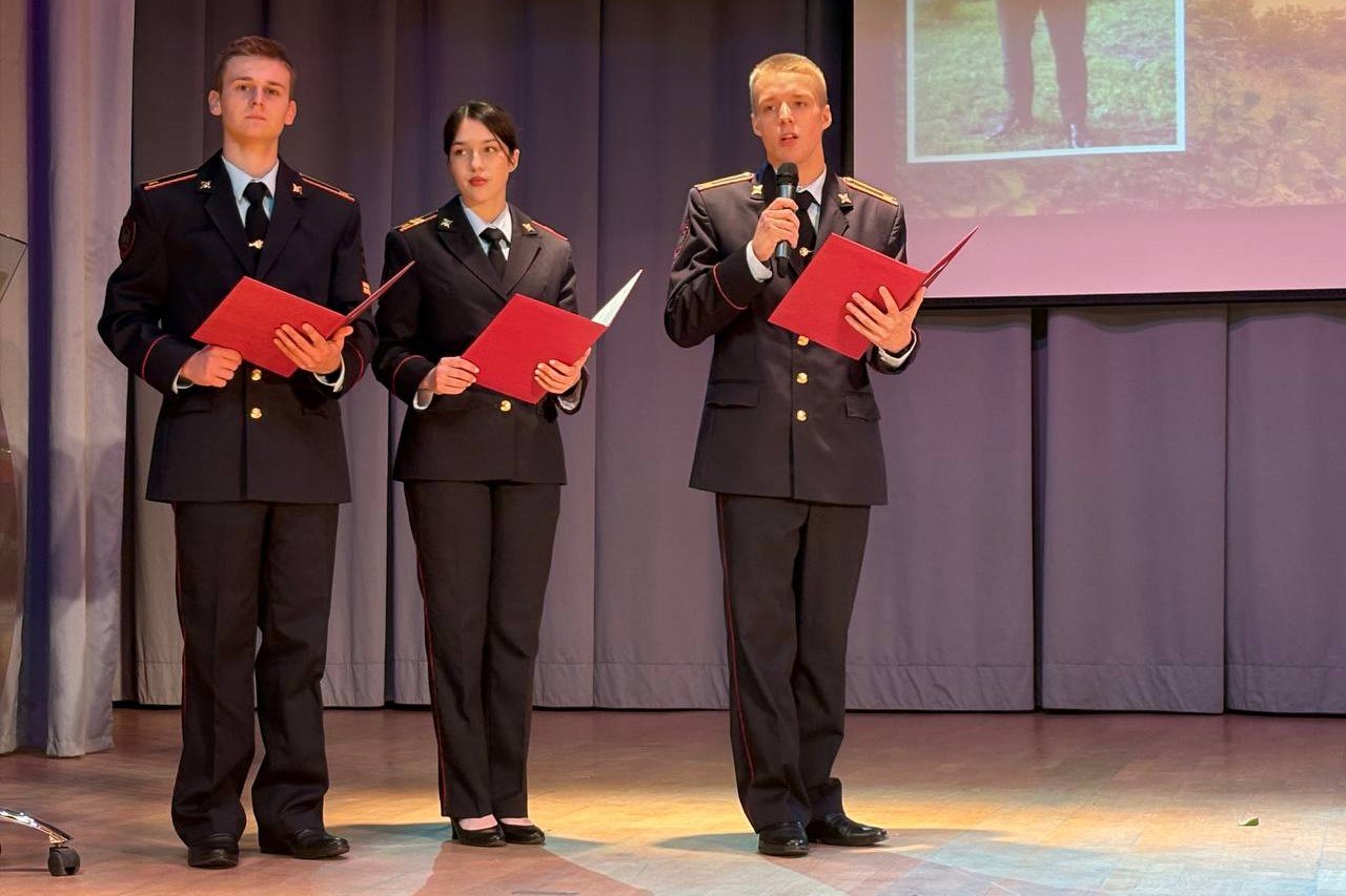 В Управлении МВД России по Тульской области прошел День открытых дверей для выпускников школ и учащихся колледжей В Управлении МВД России по Тульской области прошел День открытых дверей для выпускников школ и учащихся колледжей