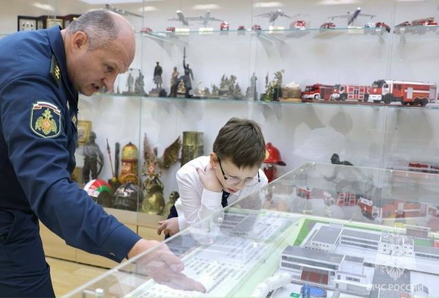 Александр Куренков исполнил мечту 10-летнего жителя города Миасса Александр Куренков исполнил мечту 10-летнего жителя города Миасса