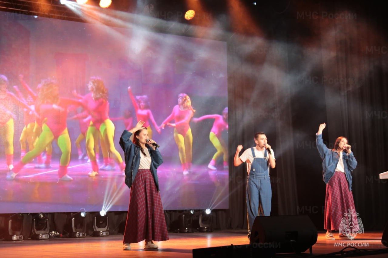 Начальник ГУ МЧС России по Тульской области Алексей Сабадырев принял участие в награждении тульских добровольцев Начальник ГУ МЧС России по Тульской области Алексей Сабадырев принял участие в награждении тульских добровольцев