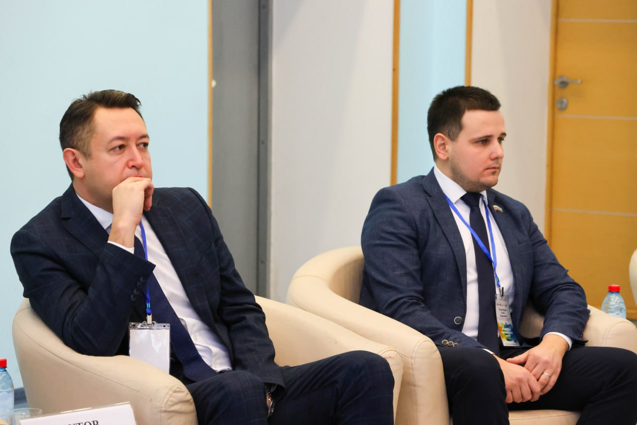 В Новомосковске прошёл второй молодёжный экономический форум «Кадры для будущего Новомосковска»! В Новомосковске прошёл второй молодёжный экономический форум «Кадры для будущего Новомосковска»!