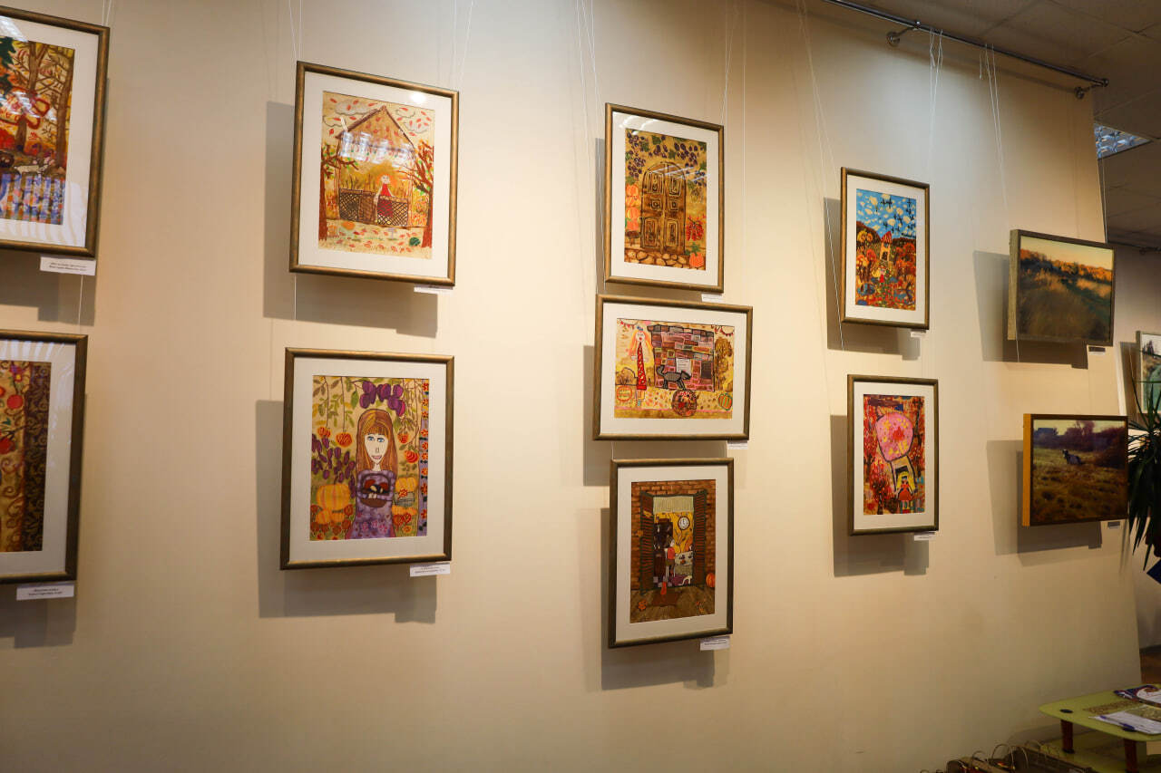 В Центре традиционной народной культуры состоялось открытие выставки «В гостях у Осени» В Центре традиционной народной культуры состоялось открытие выставки «В гостях у Осени»