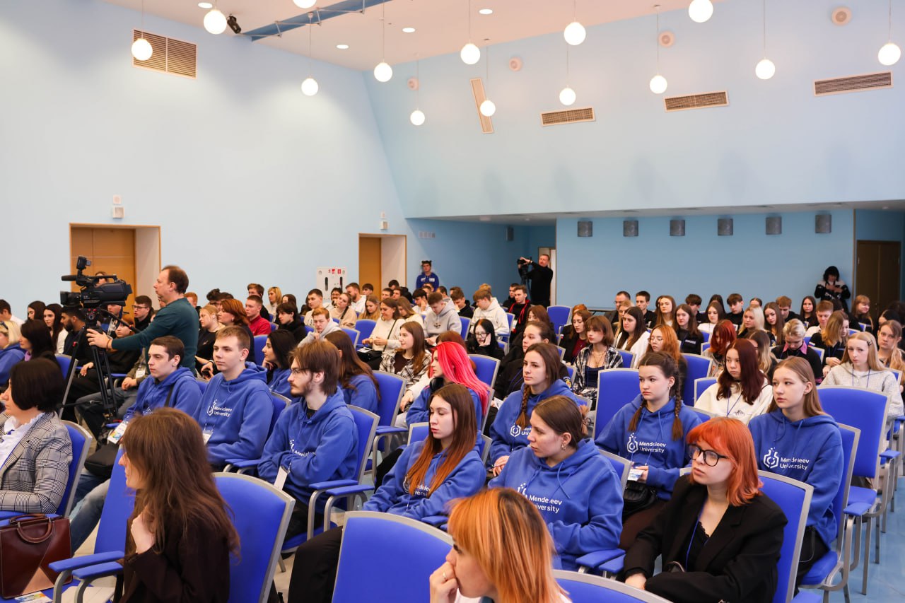 В Новомосковске прошёл второй молодёжный экономический форум «Кадры для будущего Новомосковска»! В Новомосковске прошёл второй молодёжный экономический форум «Кадры для будущего Новомосковска»!