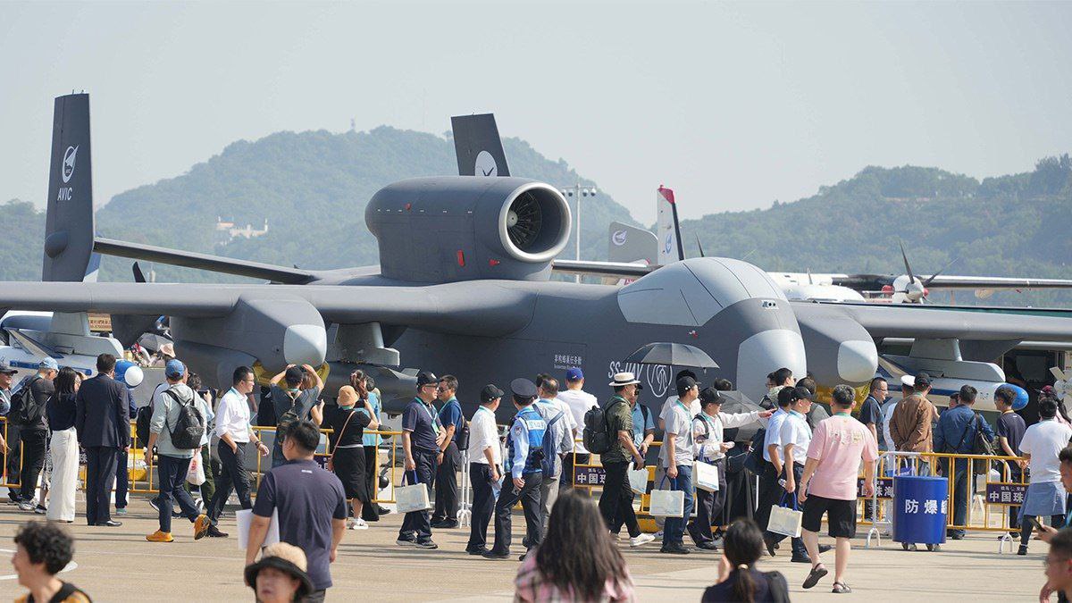 WarGonzo: Крупнейший боевой дрон взлетел в Китае WarGonzo: Крупнейший боевой дрон взлетел в Китае