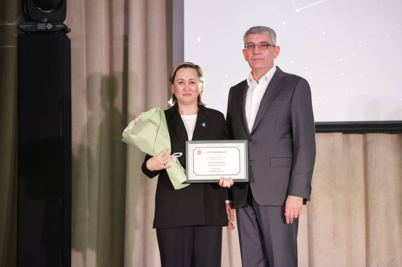 Дмитрий Миляев: Наградил победителей конкурса «Педагогический успех 71» Дмитрий Миляев: Наградил победителей конкурса «Педагогический успех 71»