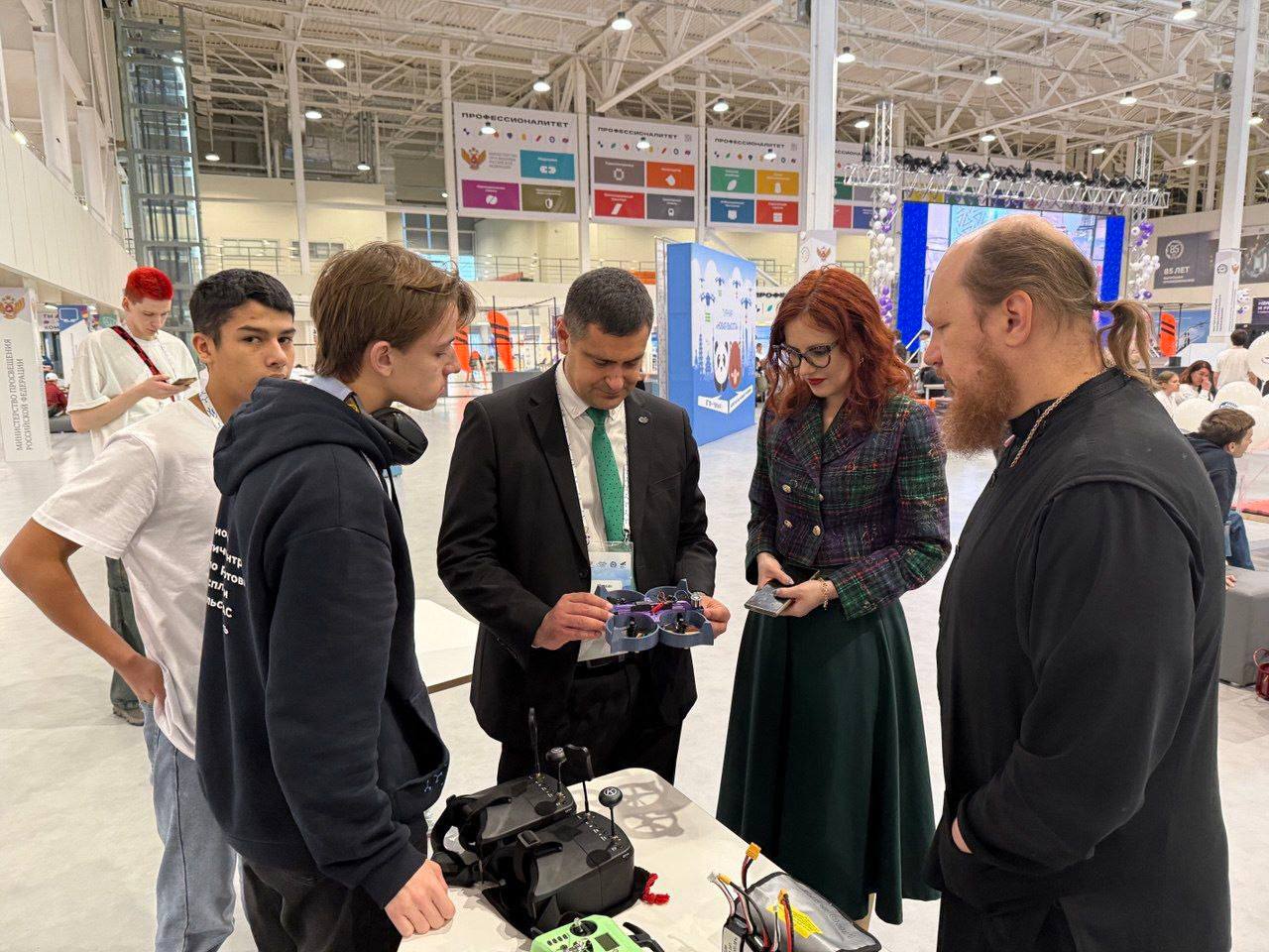 Дмитрий Миляев: Команда Тульской области заняла призовые места в финале Всероссийского турнира по беспилотным авиационным системам Дмитрий Миляев: Команда Тульской области заняла призовые места в финале Всероссийского турнира по беспилотным авиационным системам