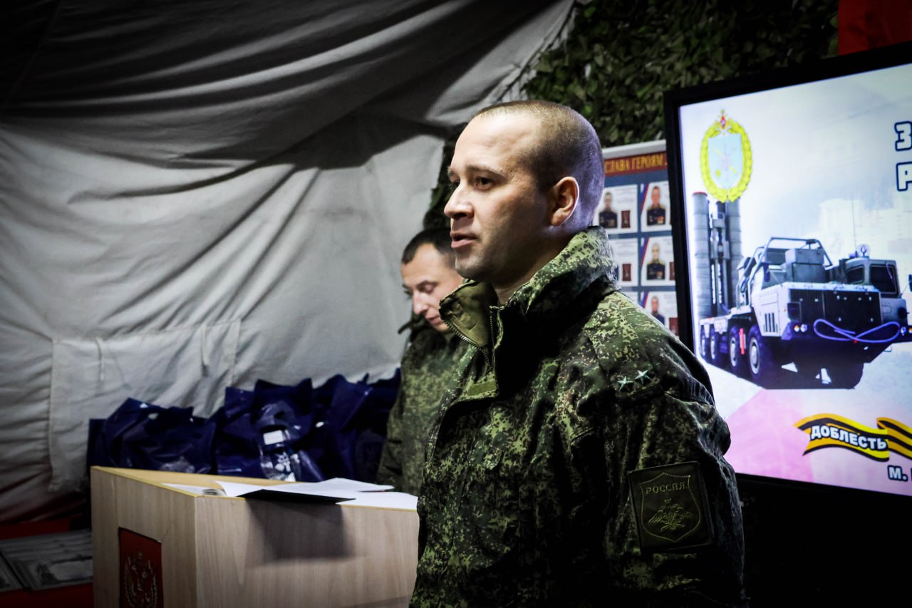 Руслан Бутов: Эти ребята стоят на страже неба над несколькими областями, в том числе и над нашим городом! День за днём, с полной боевой готовностью Руслан Бутов: Эти ребята стоят на страже неба над несколькими областями, в том числе и над нашим городом! День за днём, с полной боевой готовностью