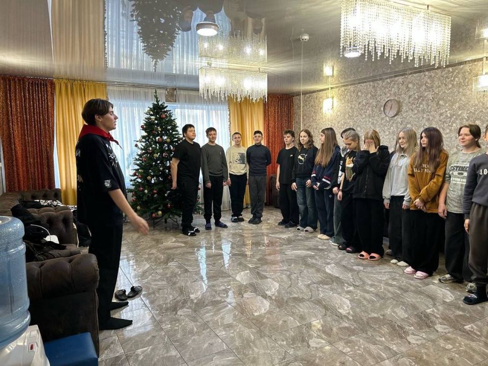 Дмитрий Миляев: На Новый год - в Тулу!. В центр отдыха «Новая волна» по моему приглашению приехали 100 детей из Мариуполя