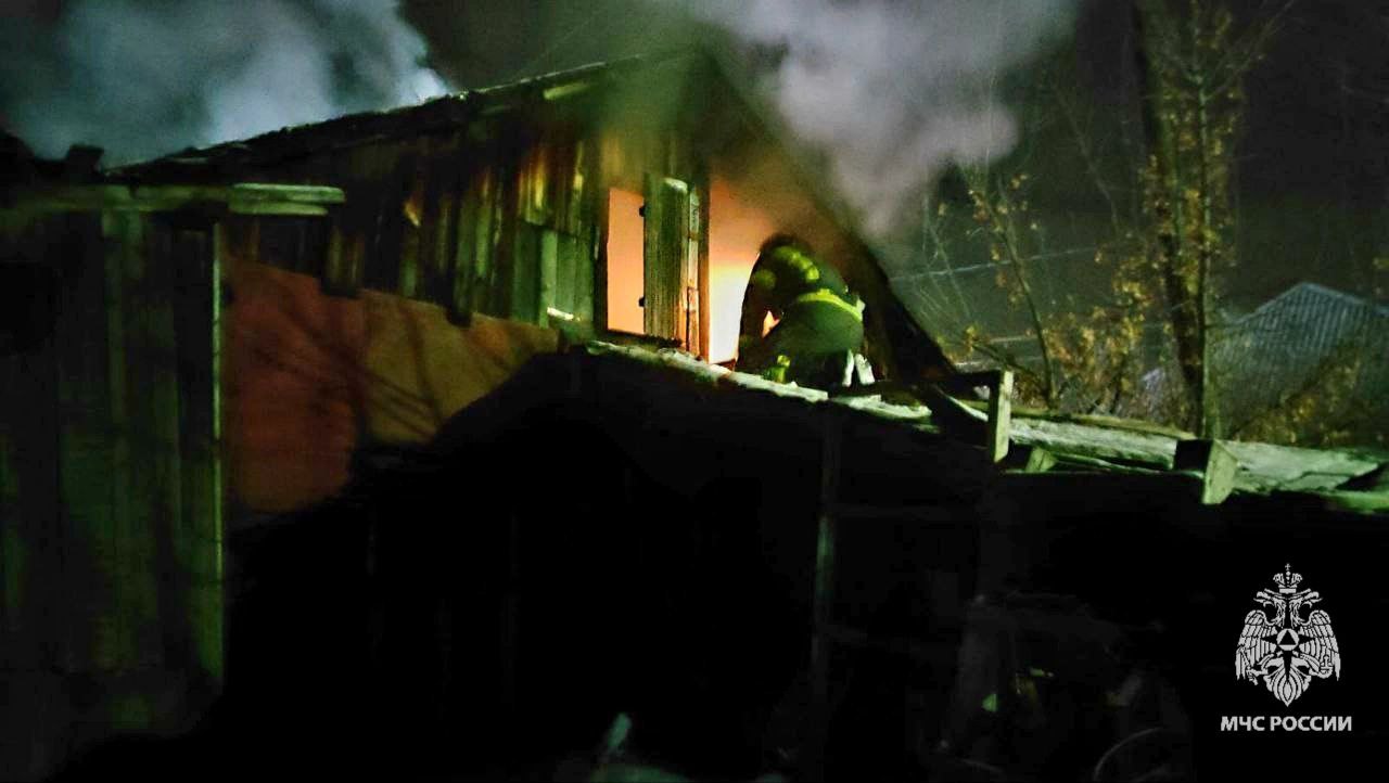 При пожаре в Туле погиб мужчина При пожаре в Туле погиб мужчина