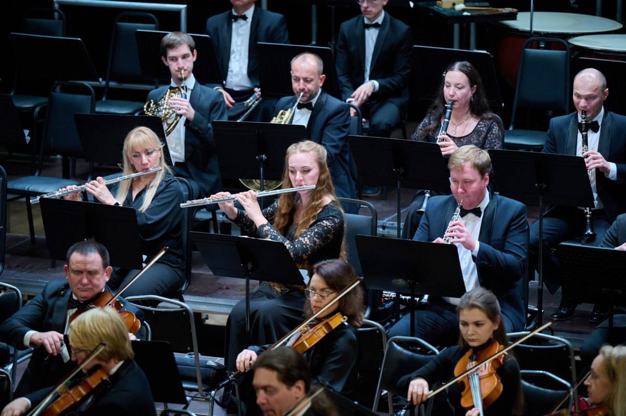 Дмитрий Миляев: Налаживаем международное сотрудничество: Тульский филармонический симфонический оркестр отправится на гастроли в Китай Дмитрий Миляев: Налаживаем международное сотрудничество: Тульский филармонический симфонический оркестр отправится на гастроли в Китай