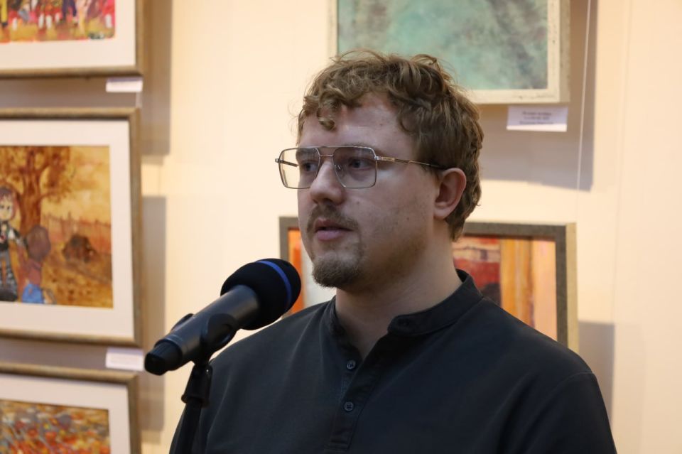 Персональная выставка картин Владислава Панова