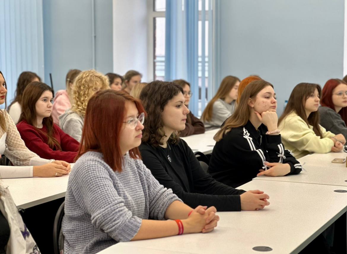 Профилактика экстремизма: сотрудник ЦПЭ УМВД России по Тульской области выступил с лекцией перед студентами ТГПУ им. Л.Н. Толстого Профилактика экстремизма: сотрудник ЦПЭ УМВД России по Тульской области выступил с лекцией перед студентами ТГПУ им. Л.Н. Толстого