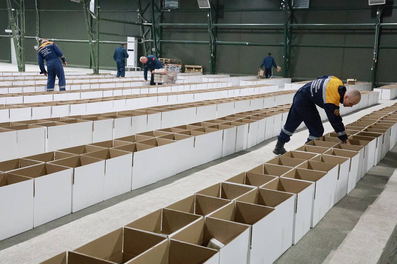 Дмитрий Миляев: Более 3500 новогодних наборов будет доставлено в зону СВО Дмитрий Миляев: Более 3500 новогодних наборов будет доставлено в зону СВО