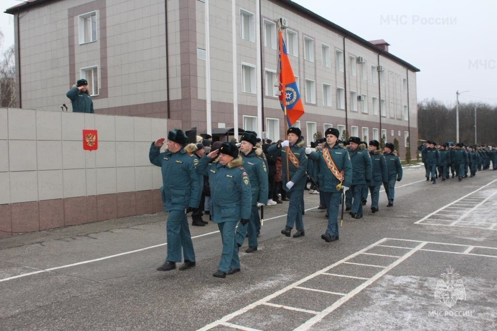 В Тульском спасательном центре МЧС России военнослужащие приняли Военную присягу В Тульском спасательном центре МЧС России военнослужащие приняли Военную присягу