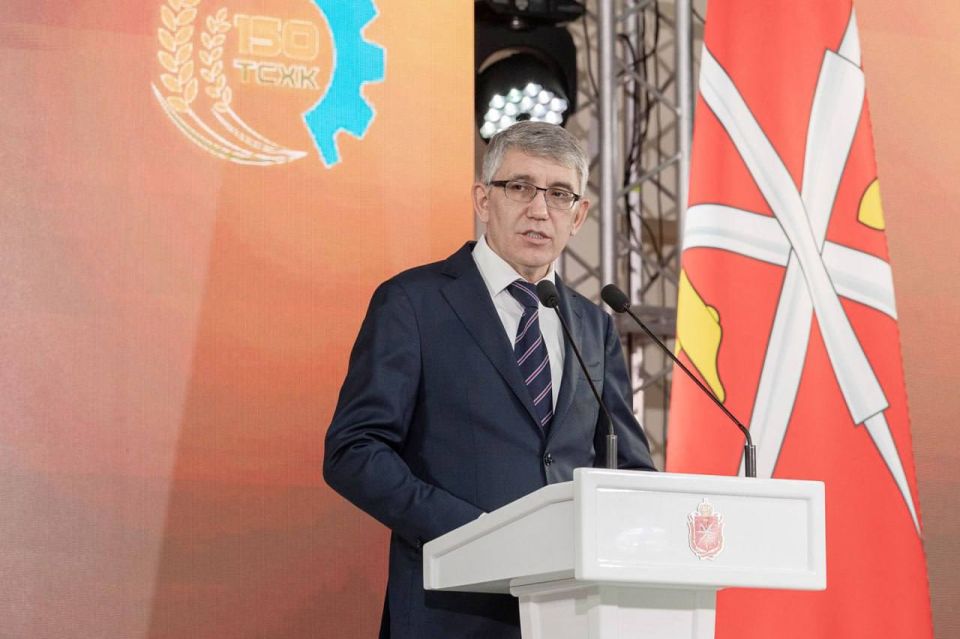 ������� ������: �������� �������������������� ������� ����� �.�. ������� �������� 150 ��� �� ��� ���������