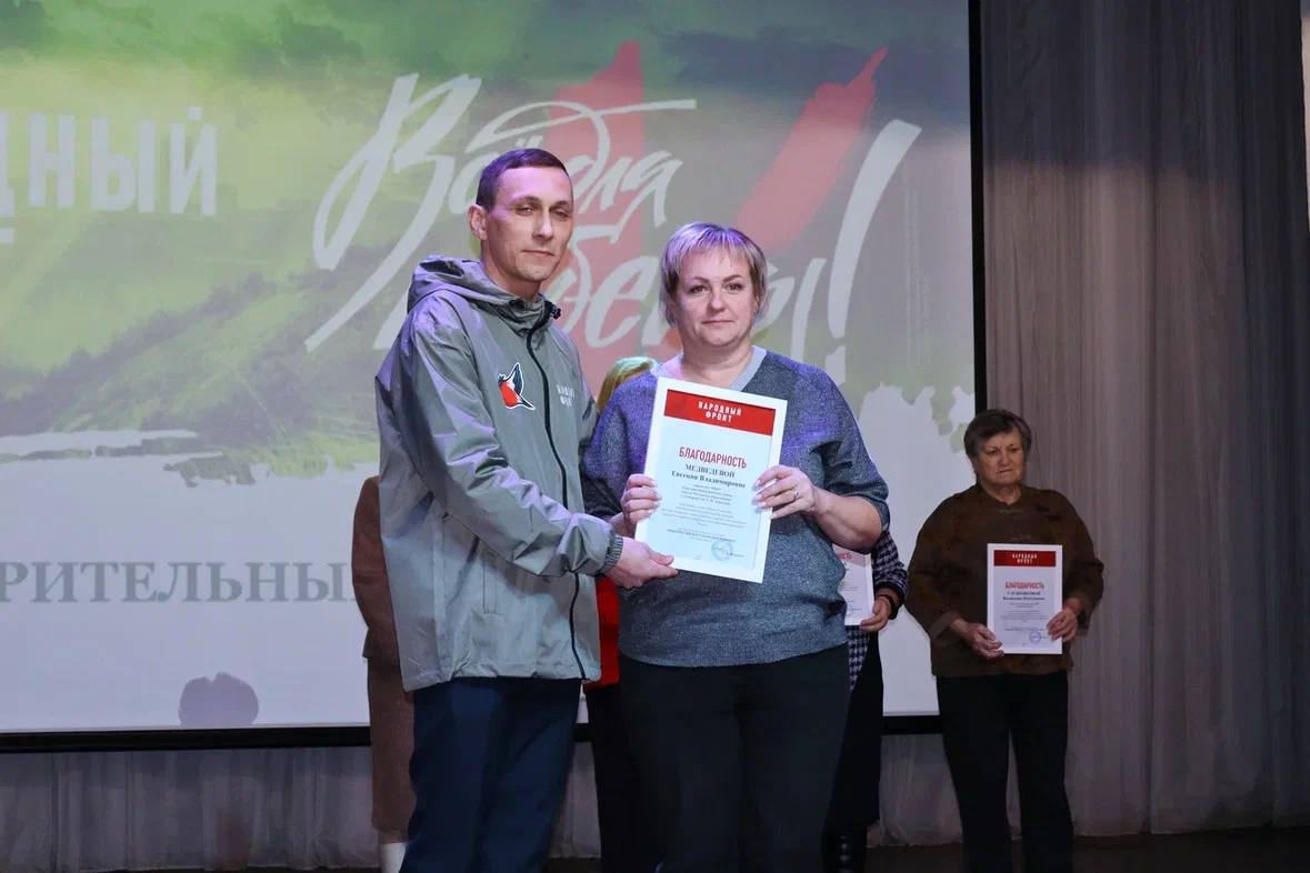 Дмитрий Миляев: Благотворительный творческий вечер юмориста Александра Морозова прошел в Суворове Дмитрий Миляев: Благотворительный творческий вечер юмориста Александра Морозова прошел в Суворове