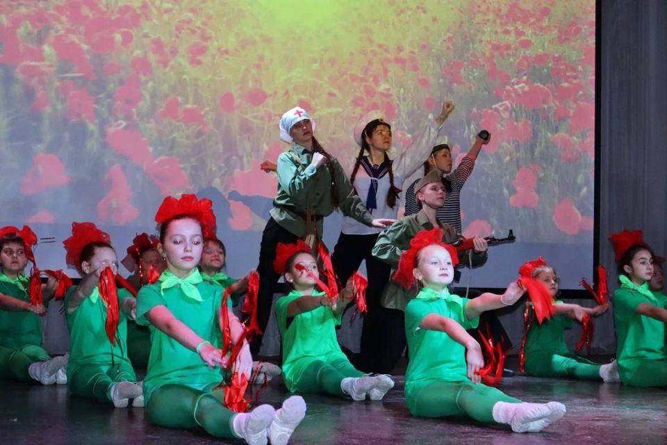 Дмитрий Миляев: Благотворительный творческий вечер юмориста Александра Морозова прошел в Суворове