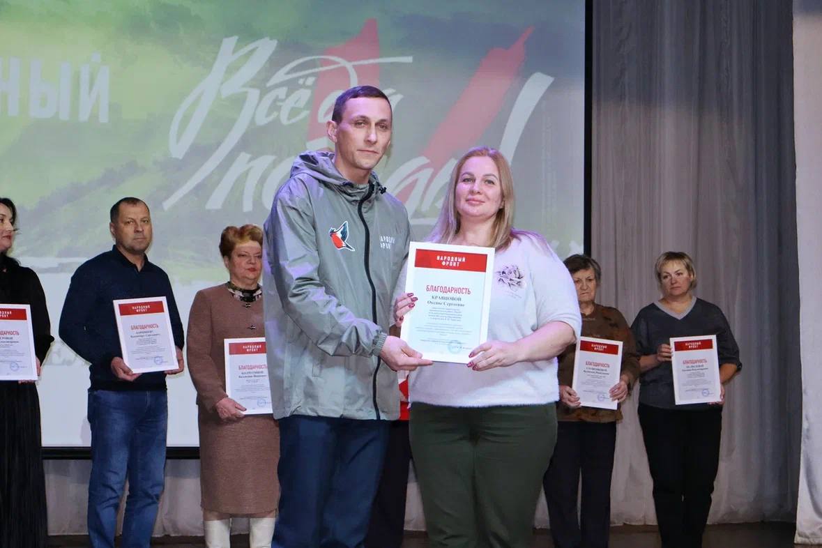 Дмитрий Миляев: Благотворительный творческий вечер юмориста Александра Морозова прошел в Суворове Дмитрий Миляев: Благотворительный творческий вечер юмориста Александра Морозова прошел в Суворове