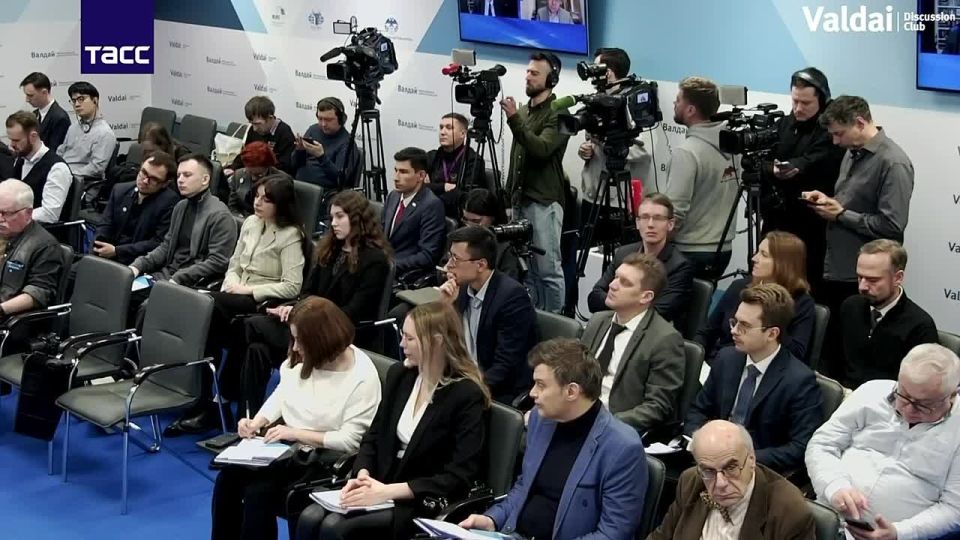 Россия не собирается нападать на страны НАТО, заявил замглавы МИД РФ Рябков