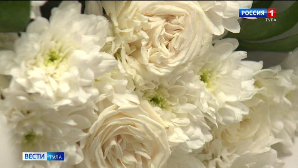 Любовь! Любовь!. Сегодня 34 тульских пары зарегистрировали брак в последнюю красивую дату года - 25.12.25