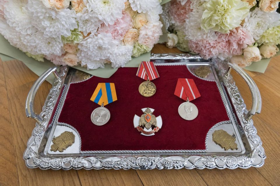 Готовность к самопожертвованию: в Тульской области наградили отличившихся спасателей