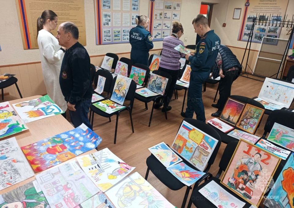 В Узловой определили лучшие детские рисунки, посвященные героической профессии спасатель