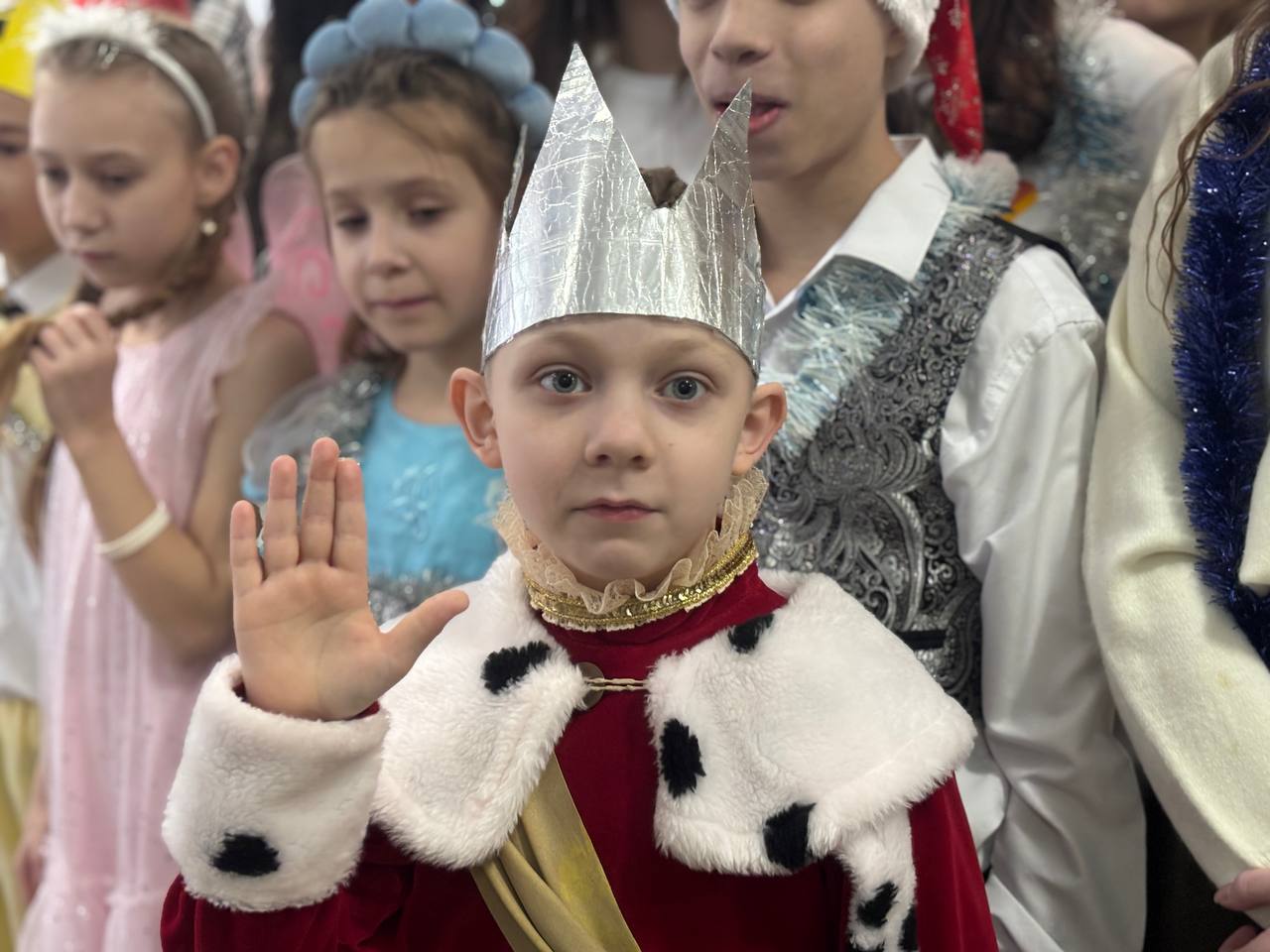 Александр Хинштейн: Несмотря на расстояние, — мы рядом Александр Хинштейн: Несмотря на расстояние, — мы рядом