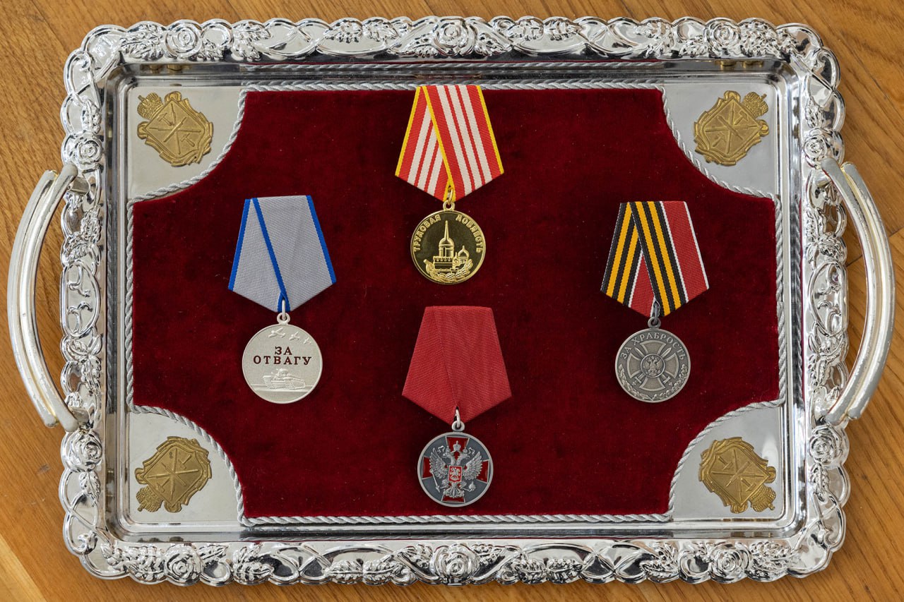 Губернатор Дмитрий Миляев: «Где российский военнослужащий, там – победа!» Губернатор Дмитрий Миляев: «Где российский военнослужащий, там – победа!»