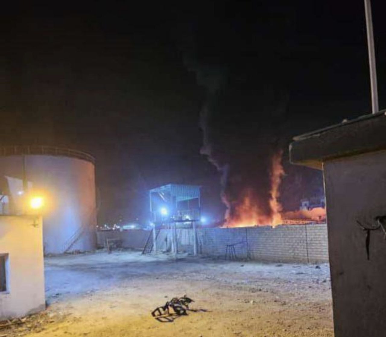 WarGonzo: Саудовская коалиция нанесла удары по порту в Йемене WarGonzo: Саудовская коалиция нанесла удары по порту в Йемене