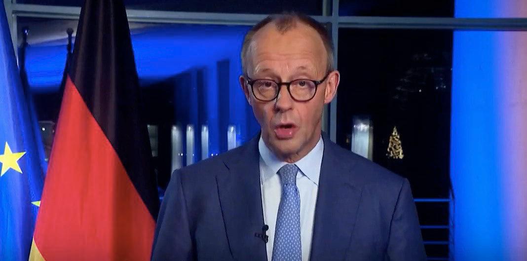 Канцлер Германии Мерц в своём первом новогоднем обращении заявил, что ФРГ — не игрушка в руках великих держав