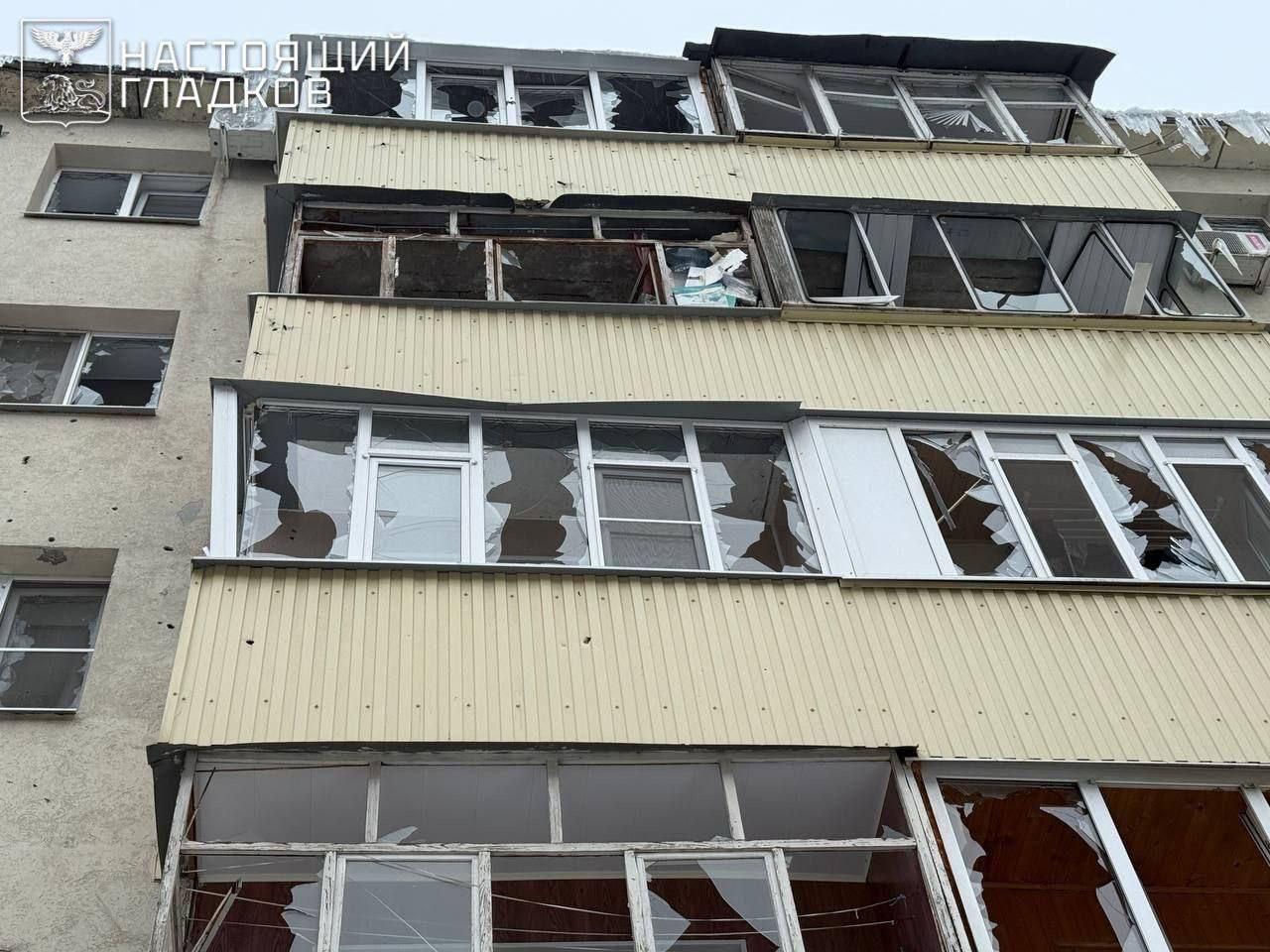 Враг нанёс ракетный удар по центру Белгорода, пострадали две мирные жительницы, сообщил губернатор Вячеслав Гладков