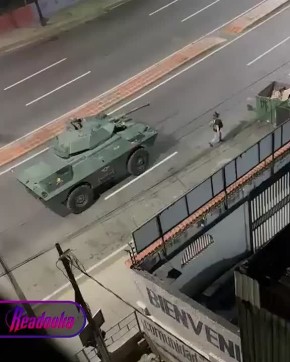 На улицах венесуэльской столицы заметили бронетехнику
