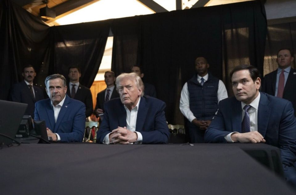 Фотографии, как Трамп и члены администрации США наблюдали за операцией в Венесуэле, публикует Белый дом в своем аккаунте в соцсети X