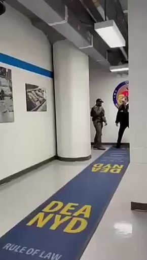 "Счастливого Нового года!"