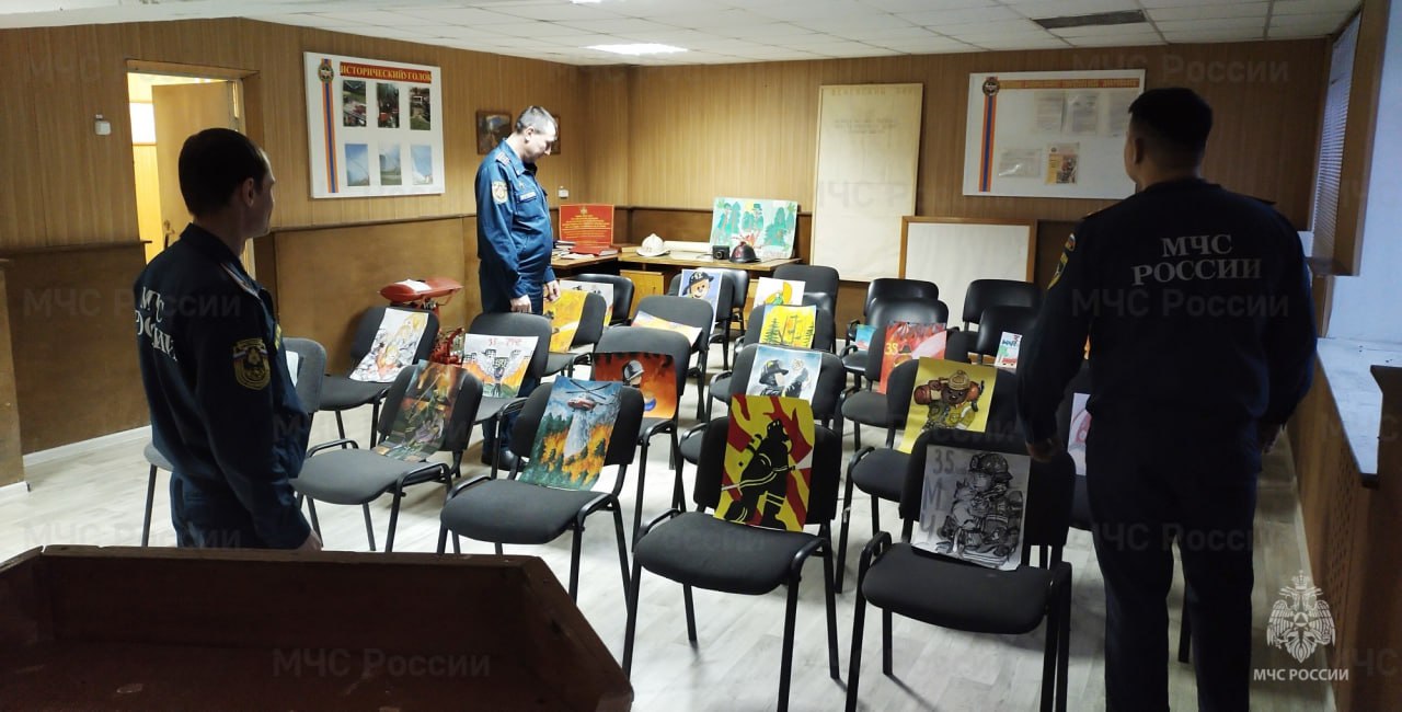 В Веневе состоялся конкурс детских рисунков, посвященных героической профессии спасатель В Веневе состоялся конкурс детских рисунков, посвященных героической профессии спасатель