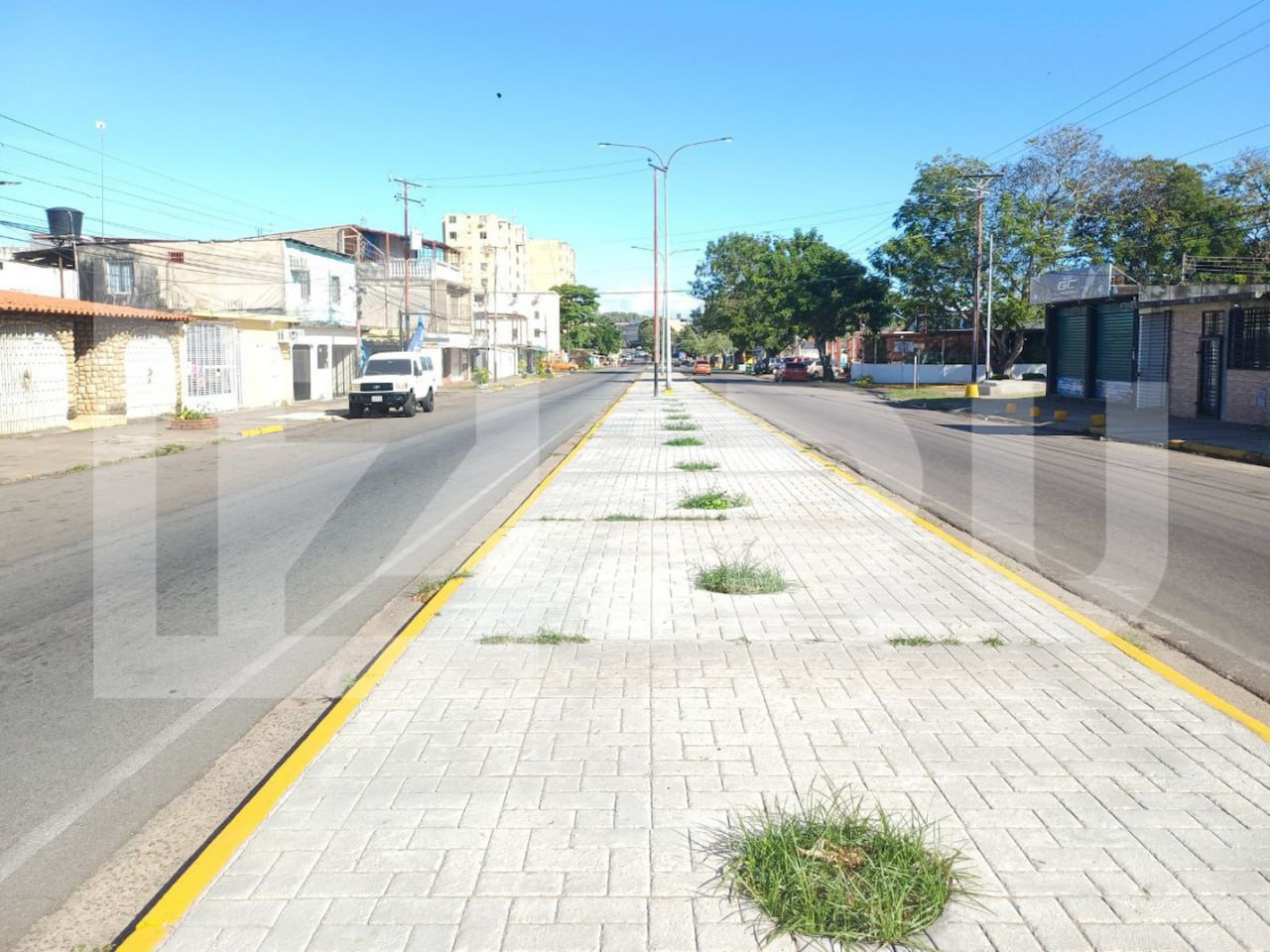 На улицах Венесуэлы практически нет людей — кадрами обстановки в стране делится местный житель Луис Рафаэль На улицах Венесуэлы практически нет людей — кадрами обстановки в стране делится местный житель Луис Рафаэль