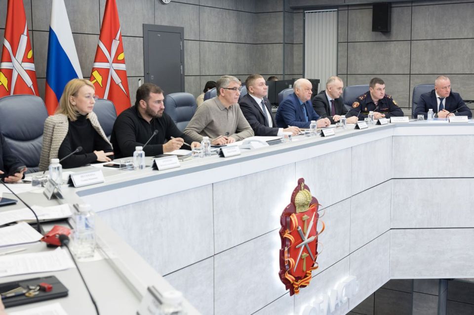 Режим повышенной готовности: Губернатор Дмитрий Миляев провел совещание по оперативной обстановке в регионе