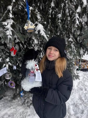 В Свято-Успенском мужском монастыре Новомосковска ёлочки стали «волшебными»