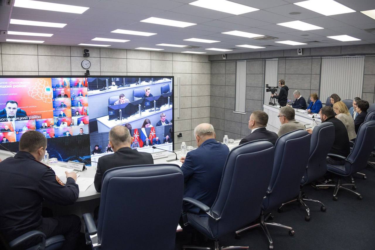 Дмитрий Миляев: Оперативная обстановка в регионе: все службы работают в режиме повышенной готовности Дмитрий Миляев: Оперативная обстановка в регионе: все службы работают в режиме повышенной готовности