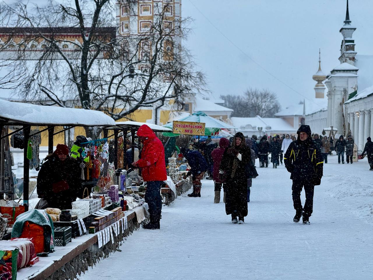 Александр Сладков: Суздаль великолепен своим Православием, русскостью, недосказанностью в убранстве и, тем не менее, уютом Александр Сладков: Суздаль великолепен своим Православием, русскостью, недосказанностью в убранстве и, тем не менее, уютом