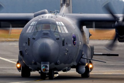 AC-130J Ghostrider и C-17 Globemaster перебросили США на базы в Великобритании