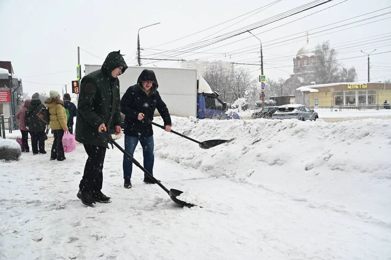 Правительство и предприниматели региона объединились в борьбе со стихией Правительство и предприниматели региона объединились в борьбе со стихией