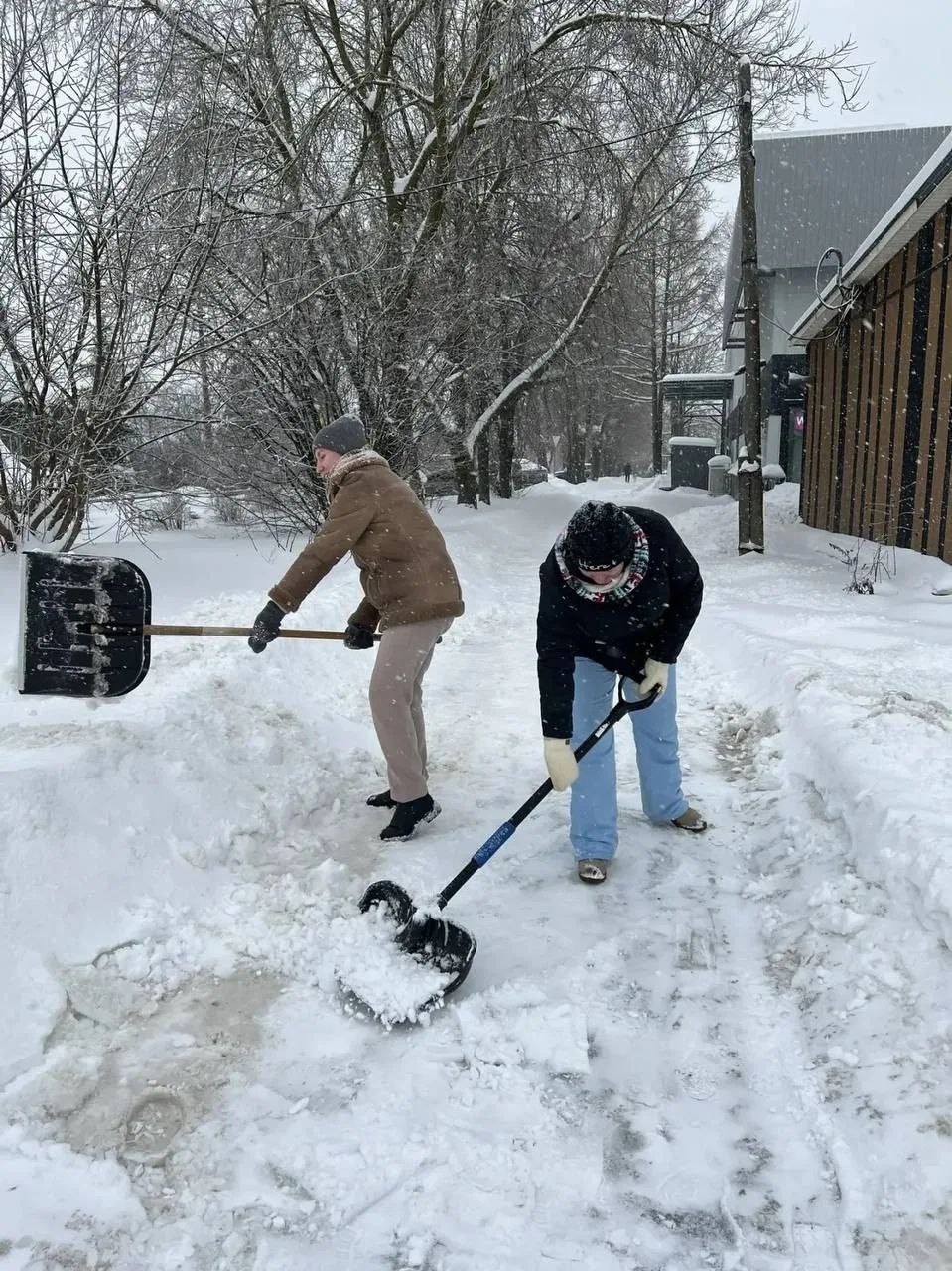 Правительство и предприниматели региона объединились в борьбе со стихией Правительство и предприниматели региона объединились в борьбе со стихией