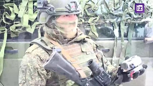 Военнослужащие "Юга" сделали прибор ночного видения из обычных VR-очков для охоты за вражескими БПЛА и боевиками