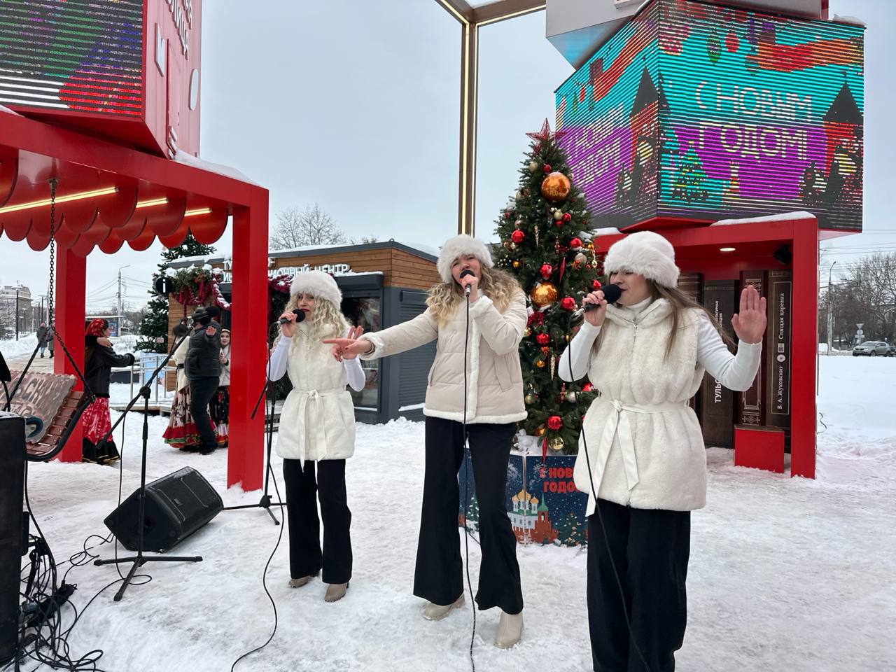 Дмитрий Миляев: На стенде национального центра «Россия» в Туле прошел День муниципальных образований Дмитрий Миляев: На стенде национального центра «Россия» в Туле прошел День муниципальных образований