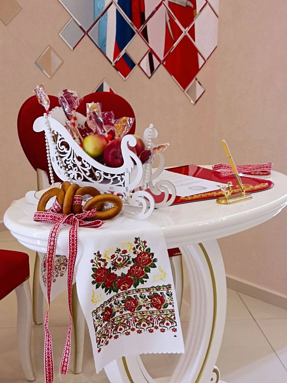 Дмитрий Миляев: Новый год - семейный праздник: в первые дни 2026 года в Туле узаконили свои отношения 14 пар Дмитрий Миляев: Новый год - семейный праздник: в первые дни 2026 года в Туле узаконили свои отношения 14 пар