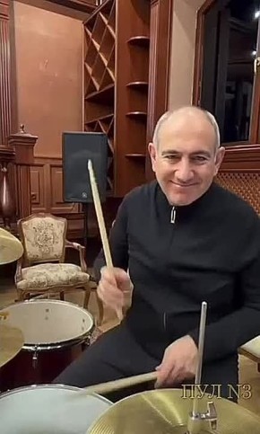 Пашинян тоже в деле:. В Японии пока не знают, что в Армении тоже любят барабанить