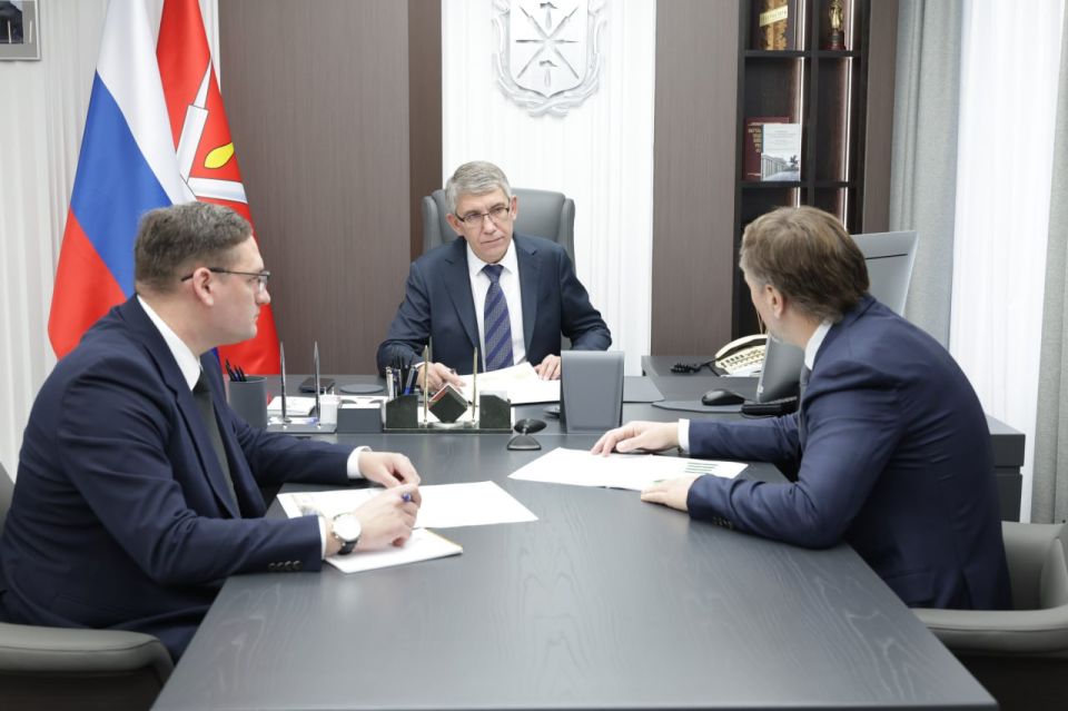 Губернатор Дмитрий Миляев обсудил с главой «АГРОЭКО» итоги работы компании в регионе