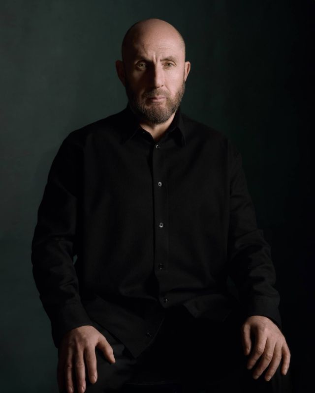 Владимир Кехман покинул пост художественного руководителя Михайловского театра в Санкт-Петербурге, об этом сообщили в Telegram-канале театра